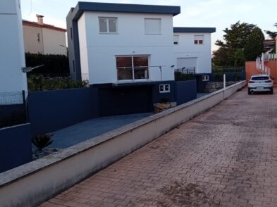 Habitatge Montroig Century's Beams