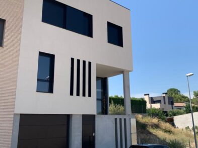 Habitatge Sant Martí de Tous Century's Beams